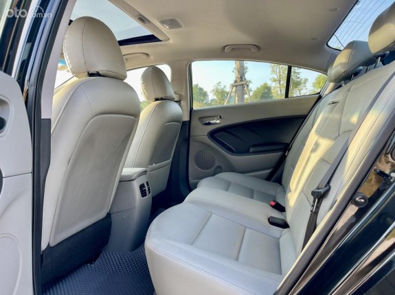 Kia K3 2.0AT 2016 - Xe biển HN  - odo 4v zin xe đẹp