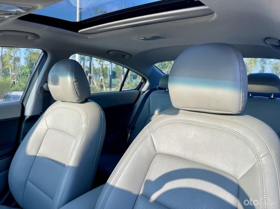 Kia K3 2.0AT 2016 - Xe biển HN  - odo 4v zin xe đẹp