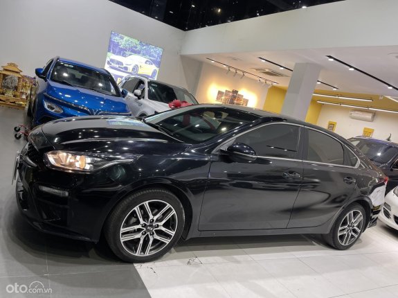 Kia Cerato 1.6 AT Luxury 2020 - Màu đen chính chủ, giá hữu nghị