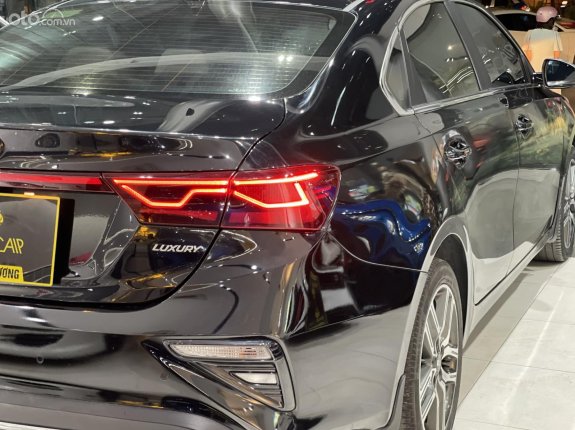 Kia Cerato 1.6 AT Luxury 2020 - Màu đen chính chủ, giá hữu nghị