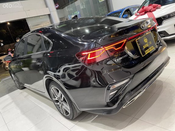 Kia Cerato 1.6 AT Luxury 2020 - Màu đen chính chủ, giá hữu nghị