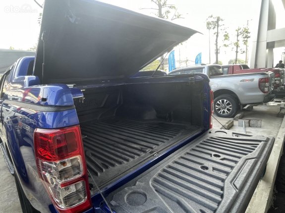 Ford Ranger XLS 2.2 4x2 AT 2017 - Chính hãng bán xe có bảo hành