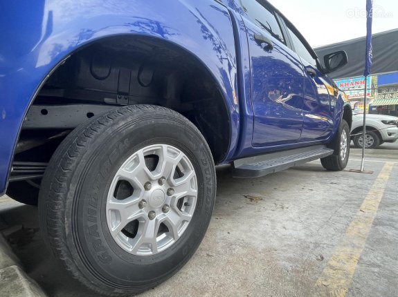 Ford Ranger XLS 2.2 4x2 AT 2017 - Chính hãng bán xe có bảo hành