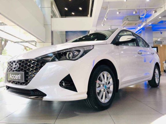 Sẵn xe đủ màu giao ngay các phiên bản, quà tặng tháng 2