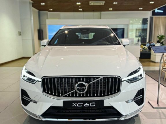 Model 2023 - Ưu đãi hấp dẫn cuối năm - Sẵn xe giao ngay, bộ quà tặng chính hãng Volvo