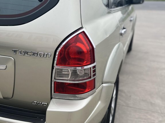 Hyundai Tucson 2009 - Xe màu bạc, nhập khẩu, giá 300tr