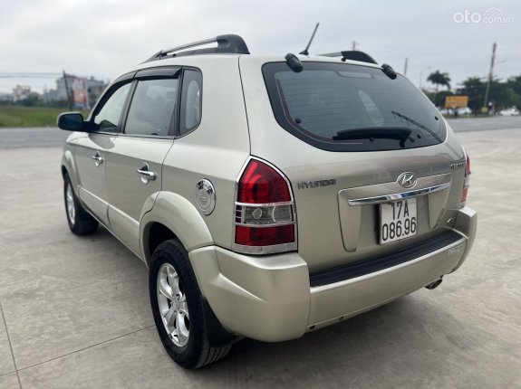 Hyundai Tucson 2009 - Xe màu bạc, nhập khẩu, giá 300tr