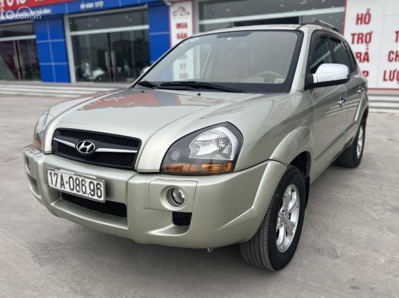 Hyundai Tucson 2009 - Xe màu bạc, nhập khẩu, giá 300tr