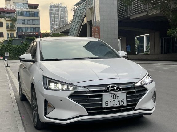 Hyundai Elantra Phiên bản khác 2022 - Xe siêu lướt đi 5.000km