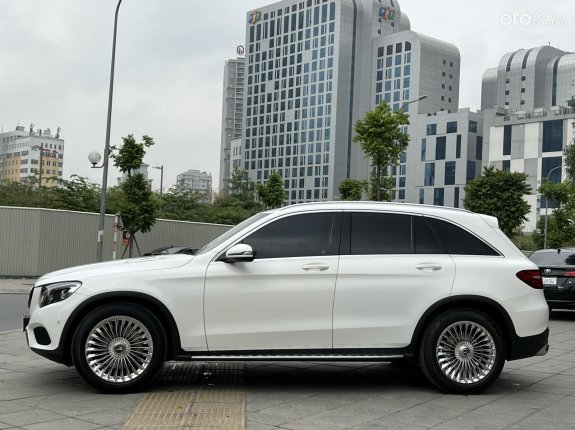 Mercedes-Benz GLC 250 4Matic 2019 - Xe đẹp, giá tốt, trang bị full options