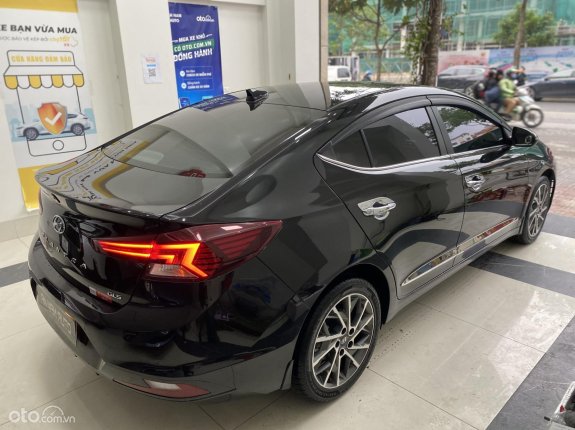 Hyundai Elantra   2.0 AT 2019 - Xe cực đẹp, full lịch sử hãng, giá có thương lượng