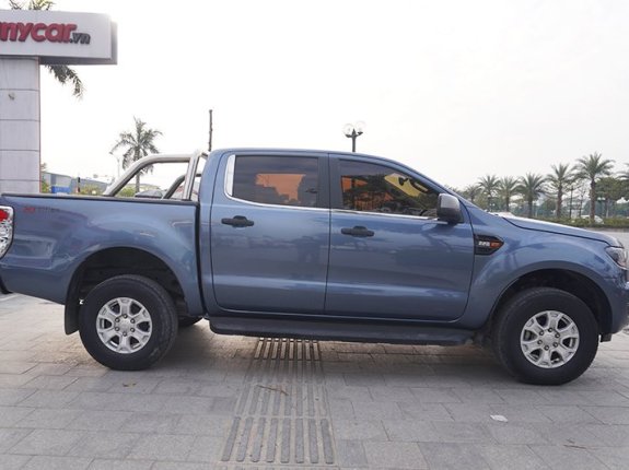Ford Ranger XLS 2.2L 4x2 MT 2016 - Ford Ranger XLS 2.2L 4x2 MT 2016