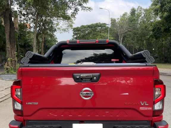 Nissan Navara NP300 VL 4x4 AT 2021 - Model 2022, nhập khẩu, siêu lướt