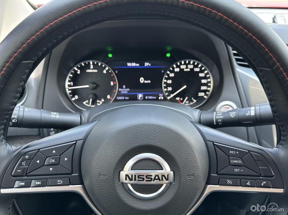 Nissan Navara NP300 VL 4x4 AT 2021 - Model 2022, nhập khẩu, siêu lướt