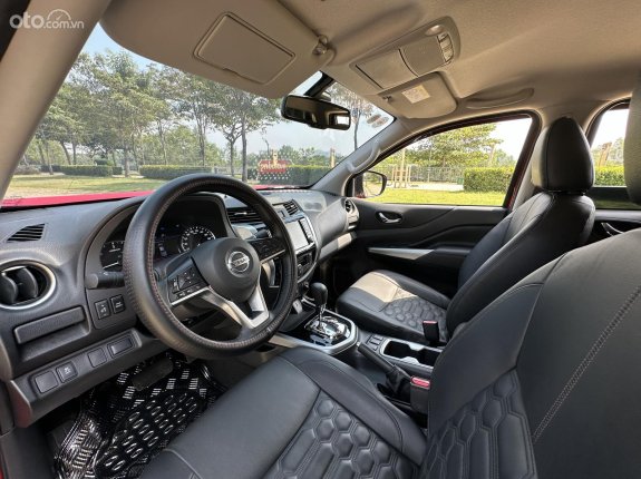 Nissan Navara NP300 VL 4x4 AT 2021 - Model 2022, nhập khẩu, siêu lướt