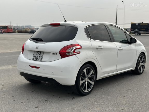 Peugeot 208 1.6L AT 2013 - Giá hữu nghị