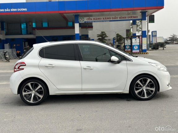 Peugeot 208 1.6L AT 2013 - Giá hữu nghị