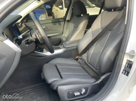 BMW 320i Sport Line Plus 2021 - Nhập Đức, đi chuẩn 16 ngàn kilomet