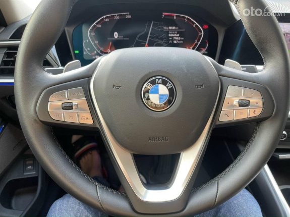 BMW 320i Sport Line Plus 2021 - Nhập Đức, đi chuẩn 16 ngàn kilomet