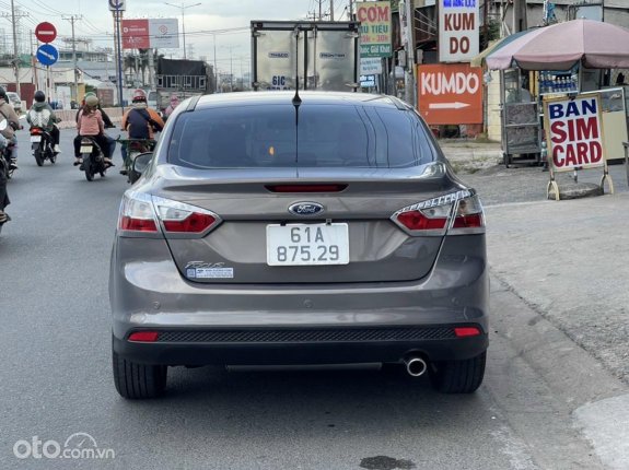 Ford Focus Titanium 2014 - Động cơ 2.0L số tự động máy xăng, đi chuẩn 63 ngàn kilomet