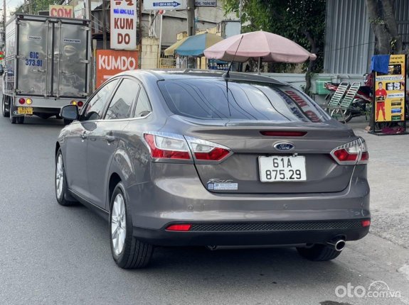 Ford Focus Titanium 2014 - Động cơ 2.0L số tự động máy xăng, đi chuẩn 63 ngàn kilomet