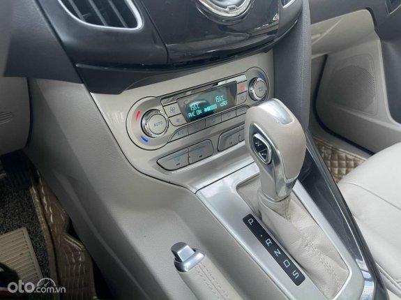 Ford Focus Titanium 2014 - Động cơ 2.0L số tự động máy xăng, đi chuẩn 63 ngàn kilomet