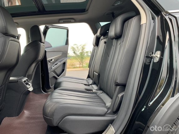 Peugeot 5008 2021 - Cần bán xe đẹp và rất mới, có hỗ trợ trả góp
