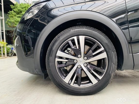 Peugeot 5008 2021 - Cần bán xe đẹp và rất mới, có hỗ trợ trả góp