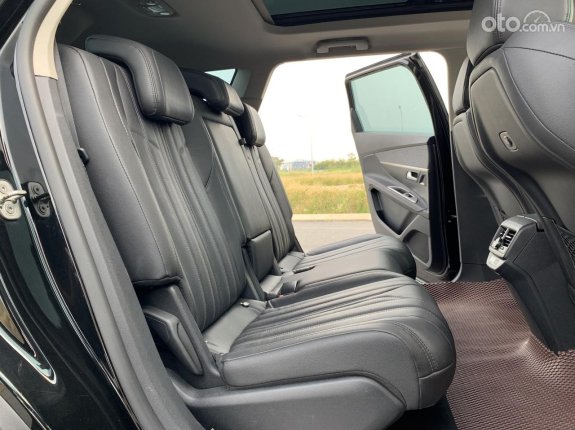 Peugeot 5008 2021 - Cần bán xe đẹp và rất mới, có hỗ trợ trả góp