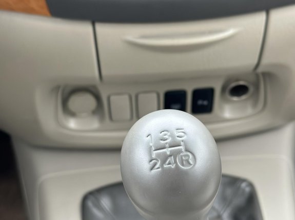 Toyota Innova 2.0G 2009 - Tư nhân, biển Hà Nội