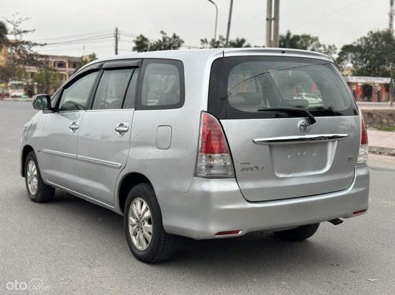 Toyota Innova 2.0G 2009 - Tư nhân, biển Hà Nội
