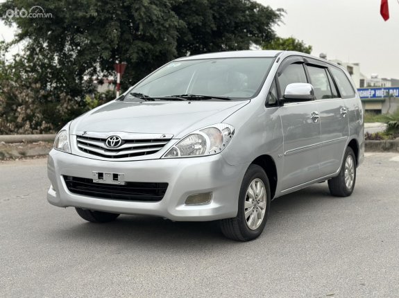 Toyota Innova 2.0G 2009 - Tư nhân, biển Hà Nội