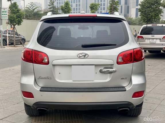 Hyundai Santa Fe 2009 - Màu bạc, máy dầu siêu tiết kiệm nhiên liệu