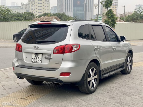 Hyundai Santa Fe 2009 - Màu bạc, máy dầu siêu tiết kiệm nhiên liệu
