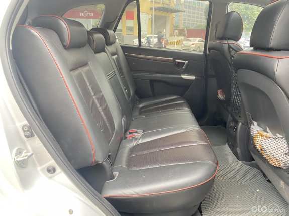 Hyundai Santa Fe 2009 - Màu bạc, máy dầu siêu tiết kiệm nhiên liệu