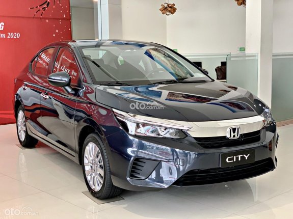 Xanh không thuế + KM phụ kiện + bảo hiểm