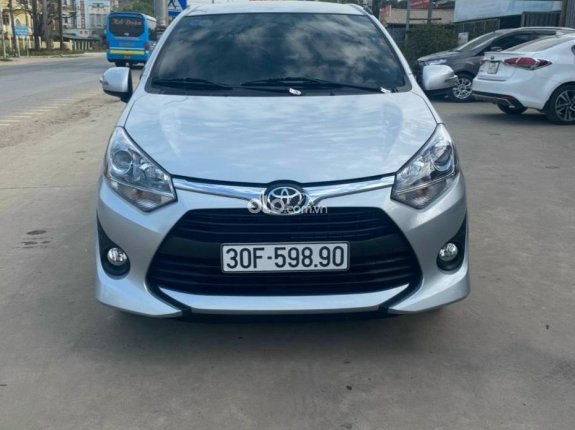 Số sàn, xe cực mới