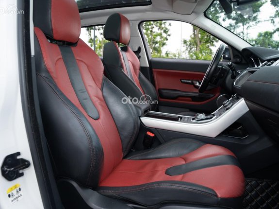 Land Rover Range Rover Evoque 2.0 R-Dynamic SE 2015 - Cần bán xe màu trắng