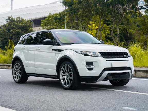 Land Rover Range Rover Evoque 2.0 R-Dynamic SE 2015 - Cần bán xe màu trắng