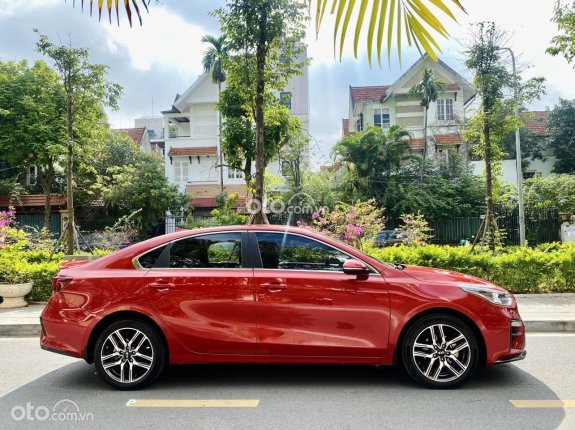 Kia Cerato 2.0 AT Premium 2021 - Bán xe màu đỏ