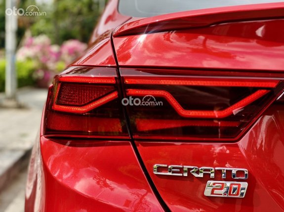 Kia Cerato 2.0 AT Premium 2021 - Bán xe màu đỏ