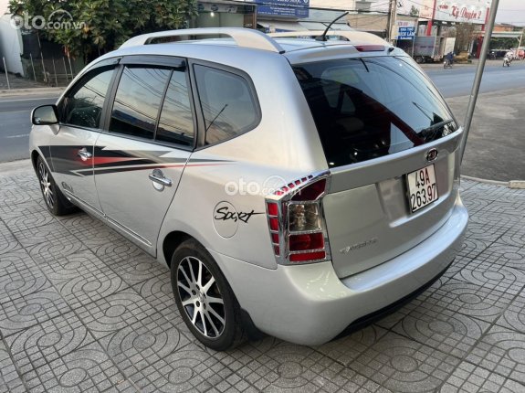 Kia Carens 2015 - Xe gia đình, giá tốt 288tr