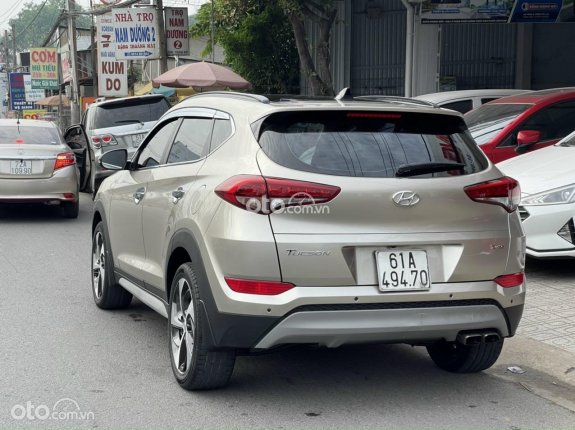 Hyundai Tucson 1.6 Turbo HTRAC 2018 - Đi chuẩn 5 vạn 8 kilomet