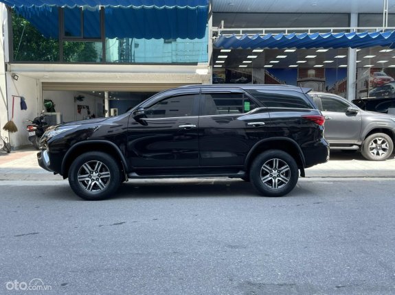 Toyota Fortuner 2.4G 4x2 AT  2019 - Máy dầu, số tự động