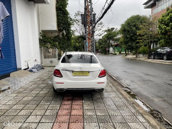 Mercedes-Benz E200 2017 - Giá 1 tỷ 180, giá tốt cho anh em