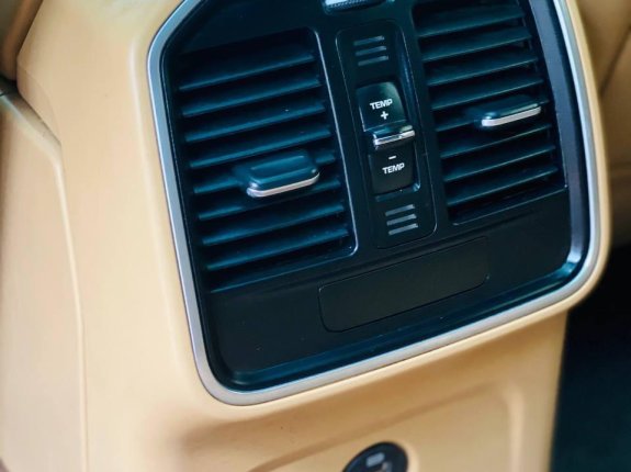 Porsche Macan Phiên bản khác 2017 - Up full phom 2021