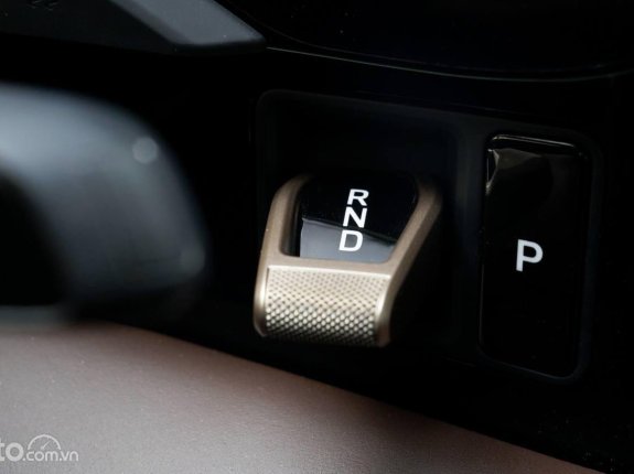 Porsche Taycan Turbo 2021 - Màu đỏ Carmine Red