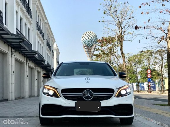 Mercedes-Benz C200 Exclusive 2021 - Xe tên cá nhân, biển Hà Nội