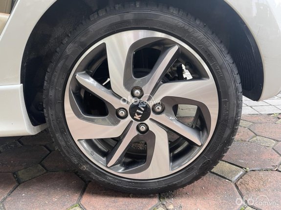 Kia Morning Luxury 2020 - Biển phố, đi 2 vạn km