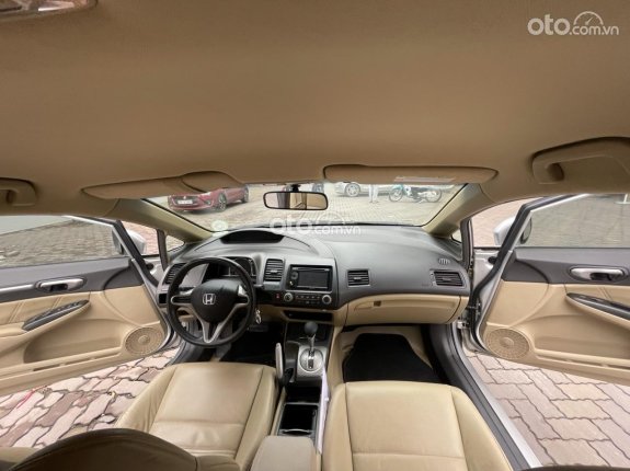 Honda Civic 1.8 AT 2011 - Màu bạc, còn đẹp